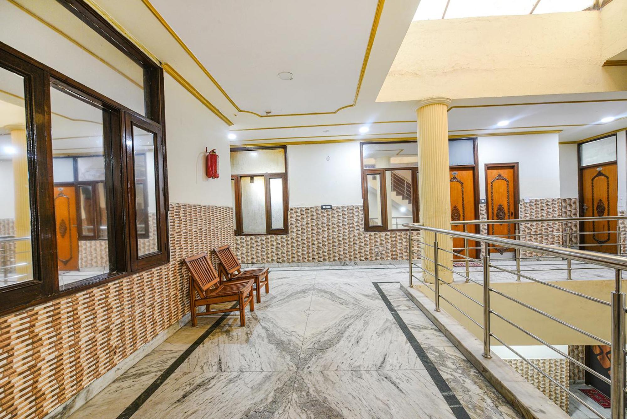Chandīgarh Fabhotel Royal Inn מראה חיצוני תמונה