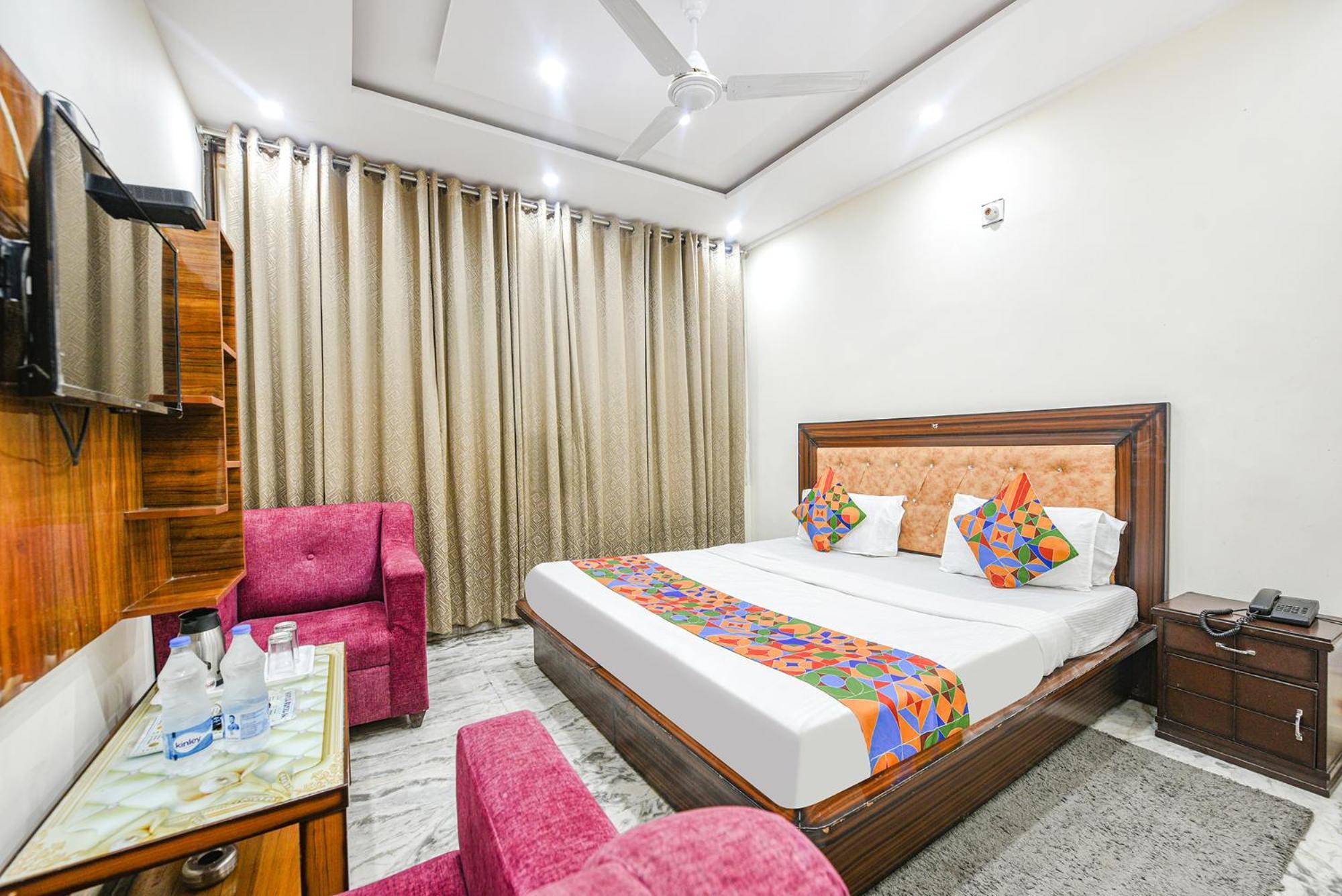 Chandīgarh Fabhotel Royal Inn מראה חיצוני תמונה