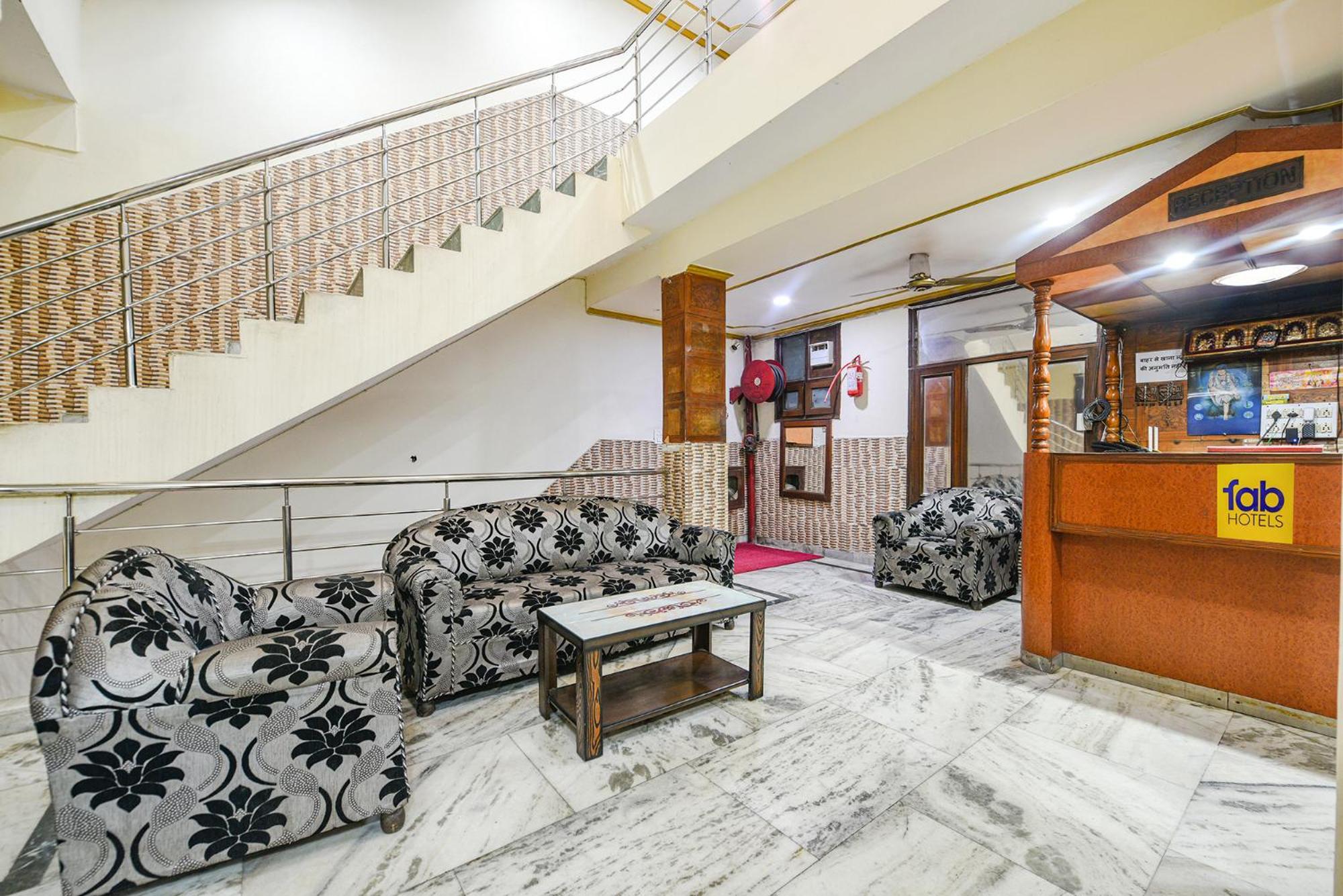 Chandīgarh Fabhotel Royal Inn מראה חיצוני תמונה