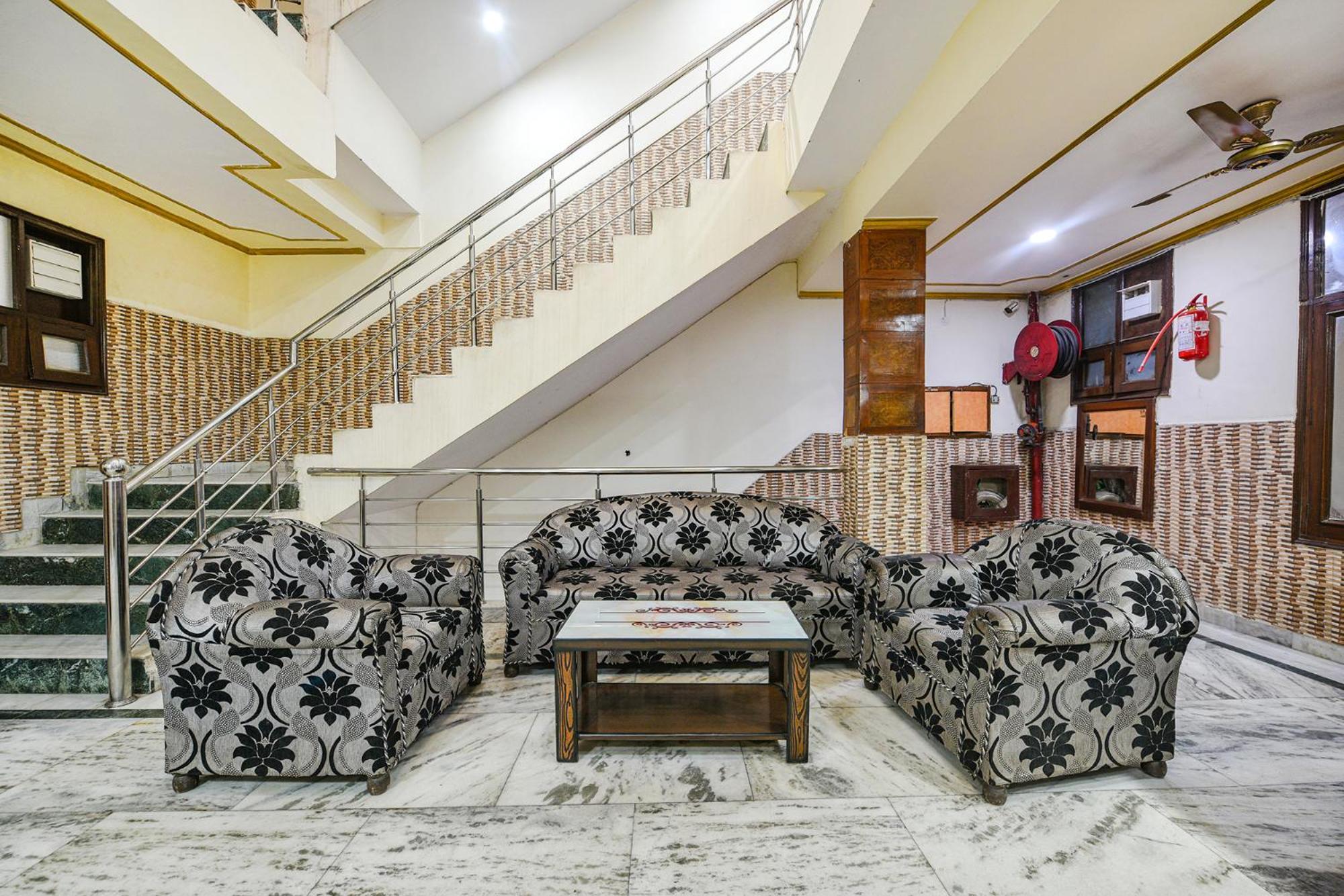 Chandīgarh Fabhotel Royal Inn מראה חיצוני תמונה